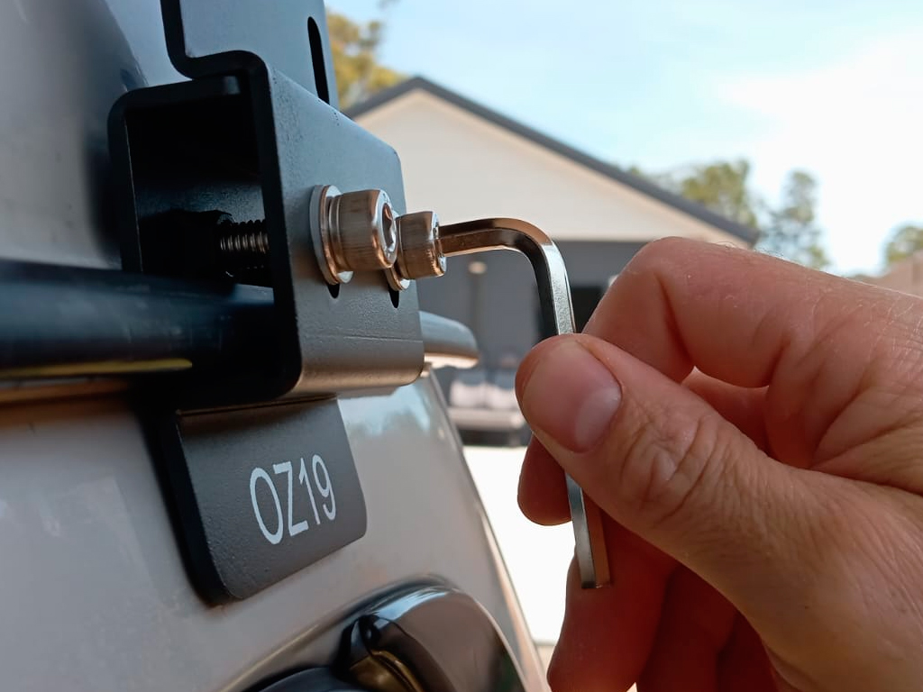 Ozroofracks | High Roof Rack